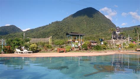 Cheap car rentals in Bacolod, Philippines .